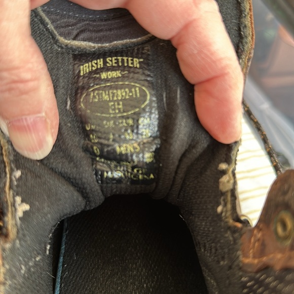 Size 10 Irish setter work boots worn but have a lot of life left - Picture 3 of 5
